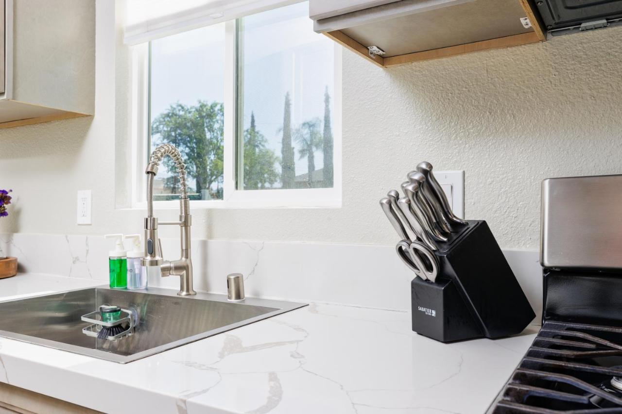 فيلا Cozy And Quiet Front House فونتانا المظهر الخارجي الصورة